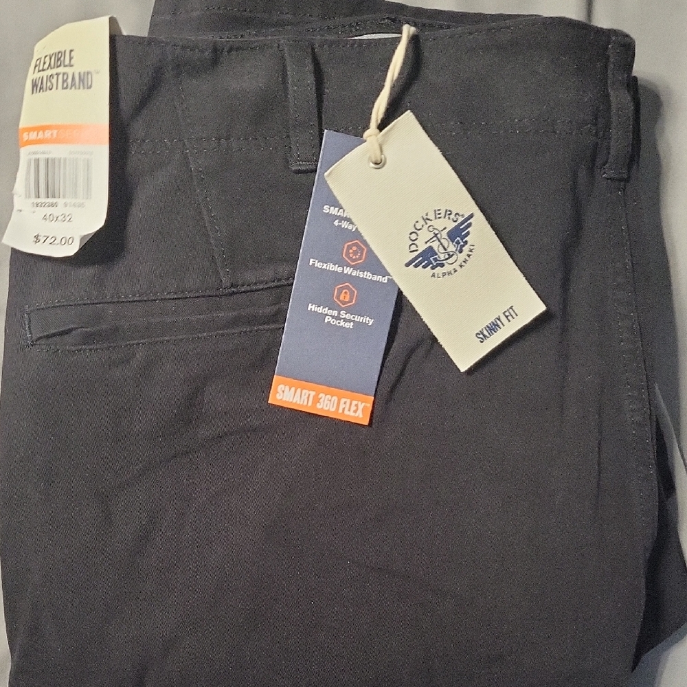 Dockers Smart 360 Flex Slim Fit Pants NWT BLACK